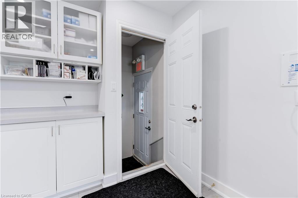 2409 Walker's Line, Burlington, Ontario  L7M 4K1 - Photo 16 - 40822449