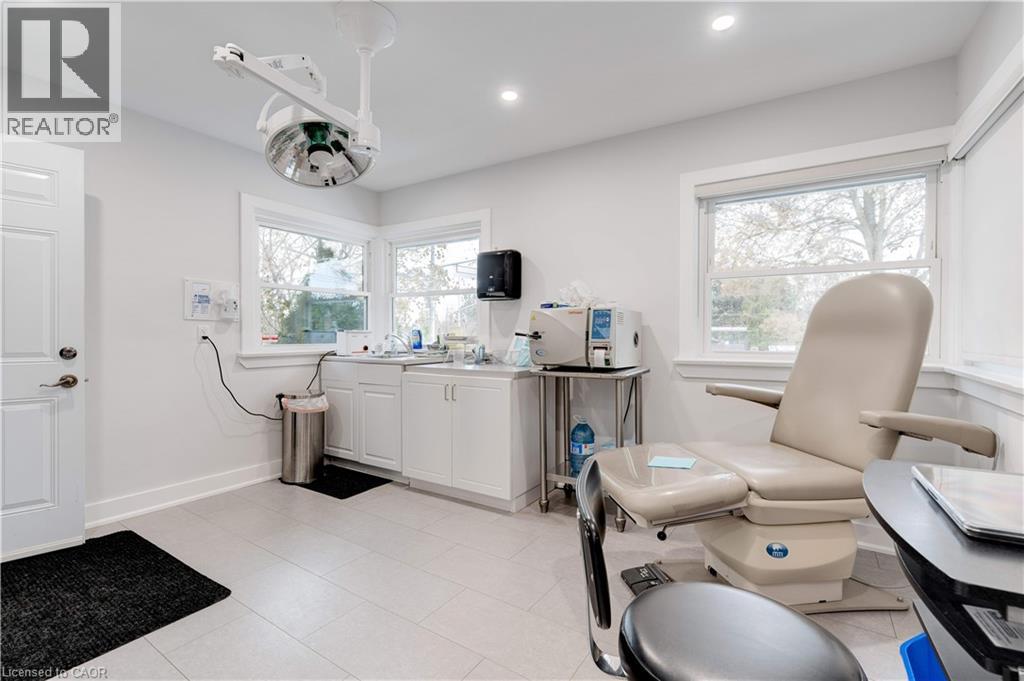 2409 Walker's Line, Burlington, Ontario  L7M 4K1 - Photo 14 - 40822449