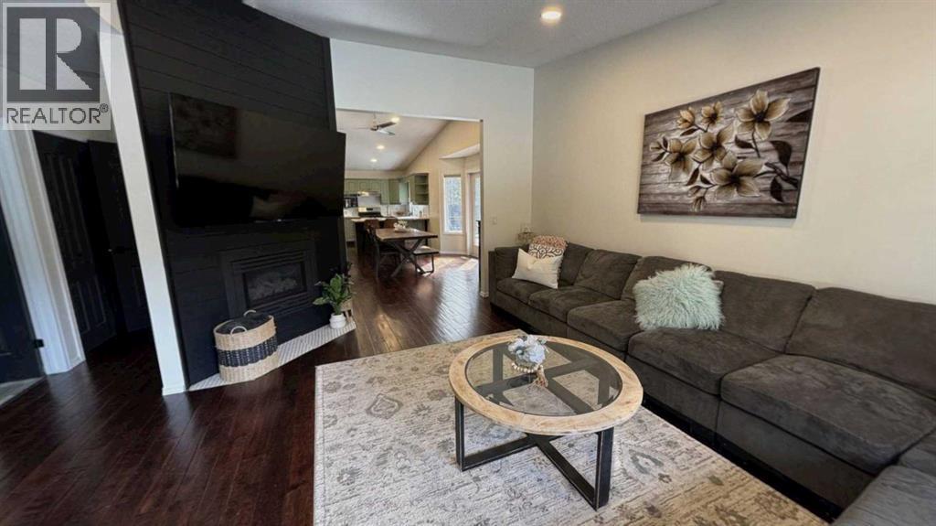 24, 32375 Range Road 62, Rural Mountain View County, Alberta  T0M 1X0 - Photo 3 - A2301457