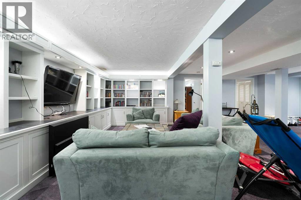 12 Thornwood Place NW, Calgary, Alberta  T2K 5N2 - Photo 20 - A2302065