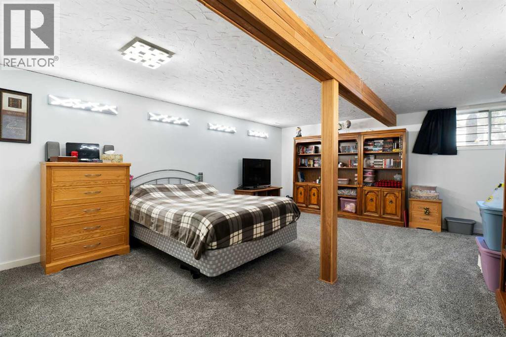 12 Thornwood Place NW, Calgary, Alberta  T2K 5N2 - Photo 21 - A2302065