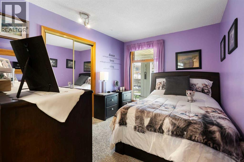 12 Thornwood Place NW, Calgary, Alberta  T2K 5N2 - Photo 16 - A2302065