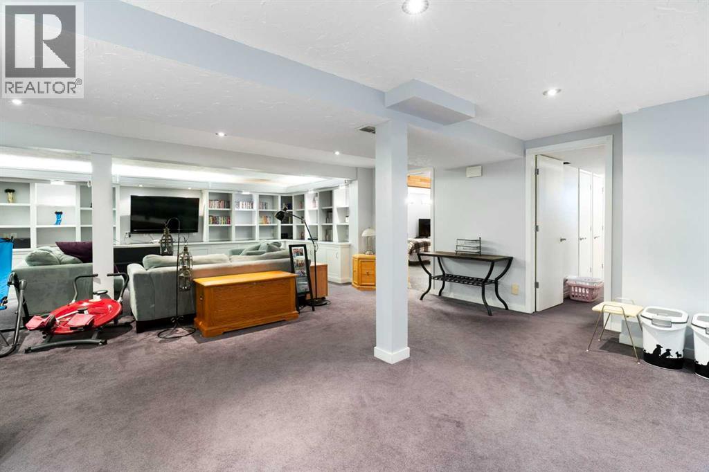 12 Thornwood Place NW, Calgary, Alberta  T2K 5N2 - Photo 27 - A2302065