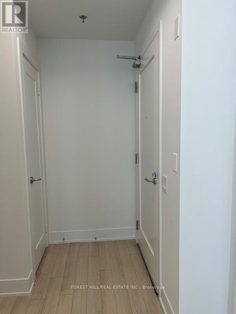 1705 - 310 Tweedsmuir Avenue, Toronto, Ontario  M5P 2Y2 - Photo 4 - C12939966