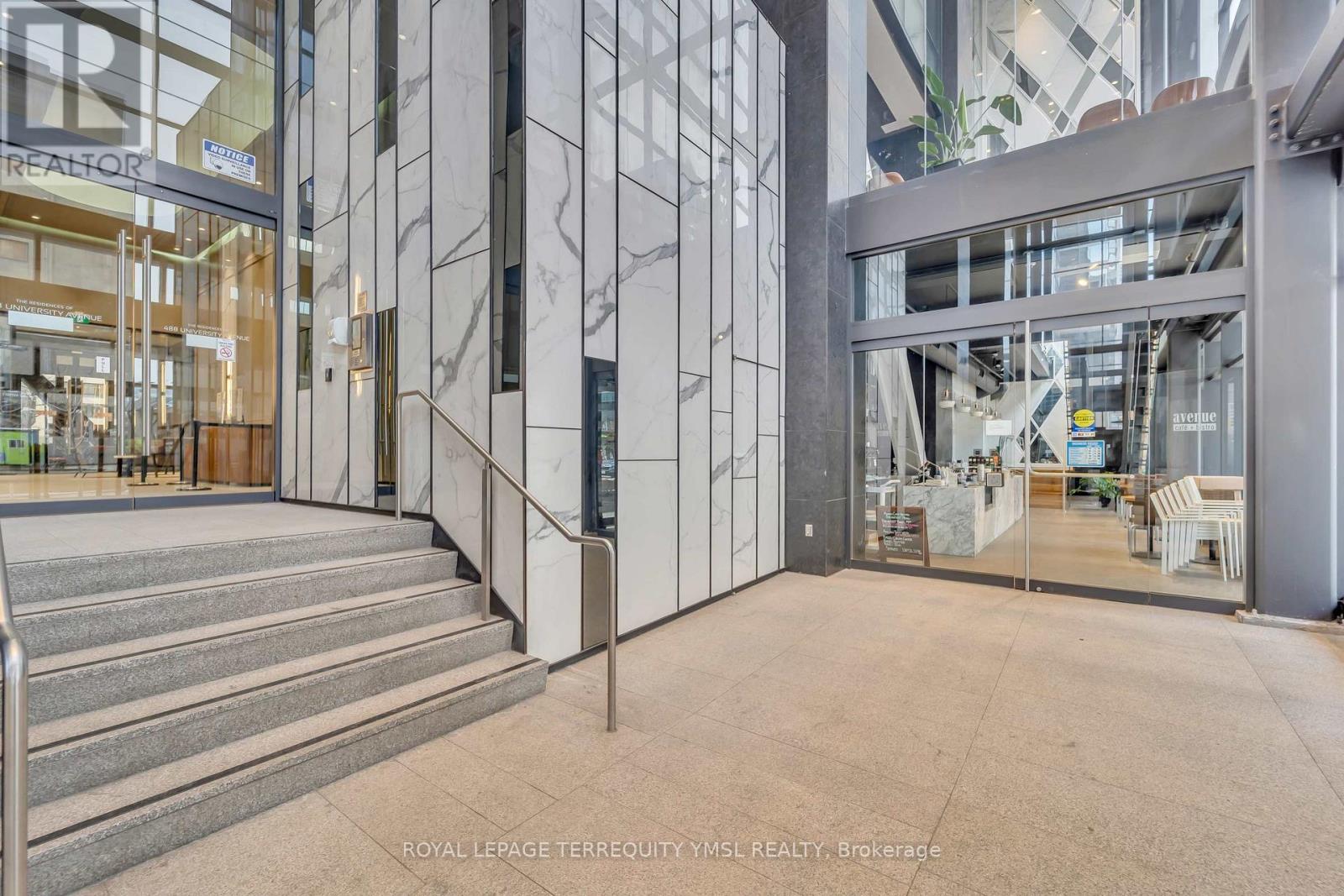 4506 - 488 University Avenue, Toronto, Ontario  M5G 0C1 - Photo 2 - C13020212