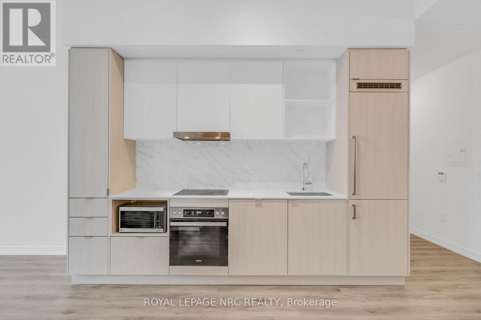 6908 - 138 Downes Street, Toronto, Ontario  M5E 0E4 - Photo 18 - C13010528