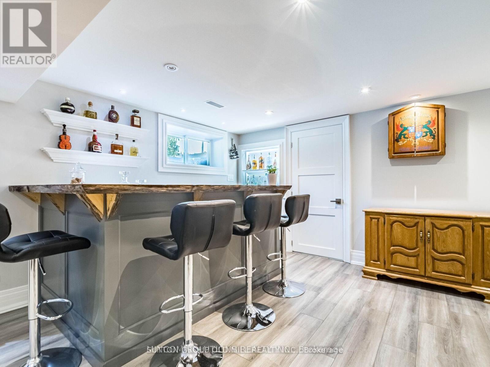 37 Suburban Drive, Mississauga, Ontario  L5N 1G8 - Photo 27 - W12945772