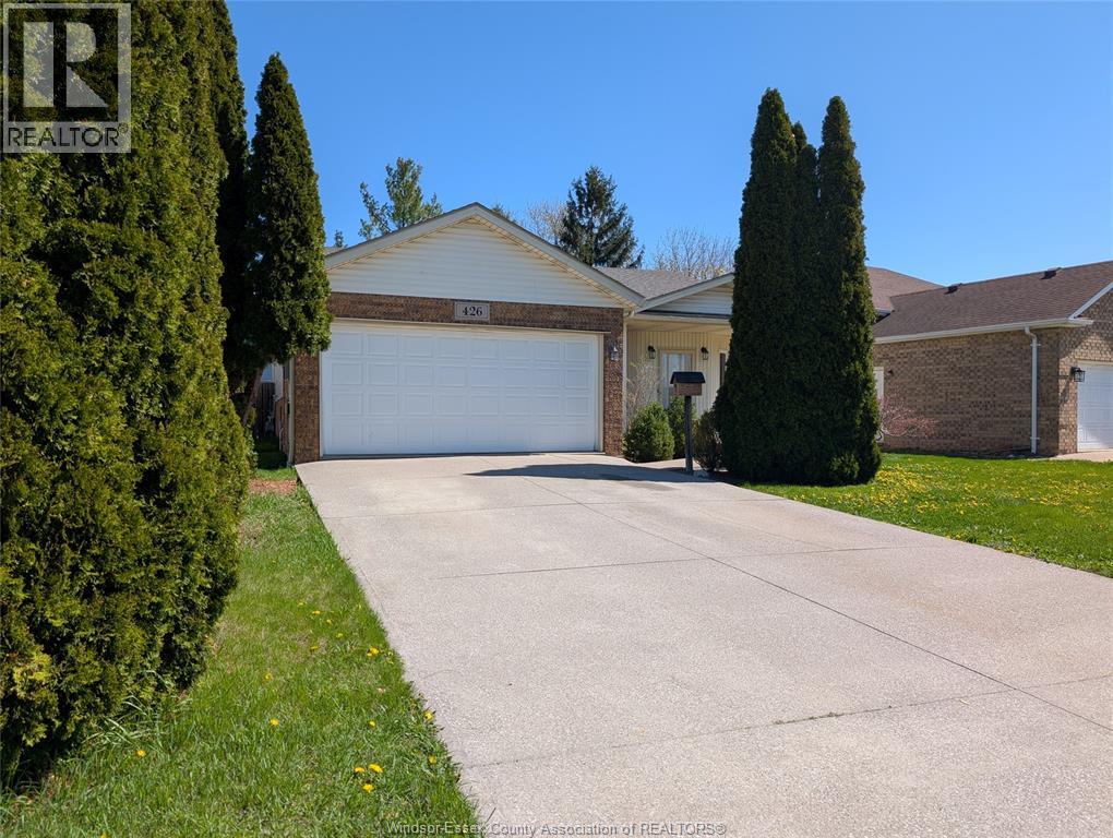 426 Gibb Street, Amherstburg, Ontario  N9V 3V7 - Photo 2 - 26008623