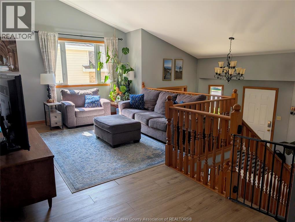 426 Gibb Street, Amherstburg, Ontario  N9V 3V7 - Photo 5 - 26008623