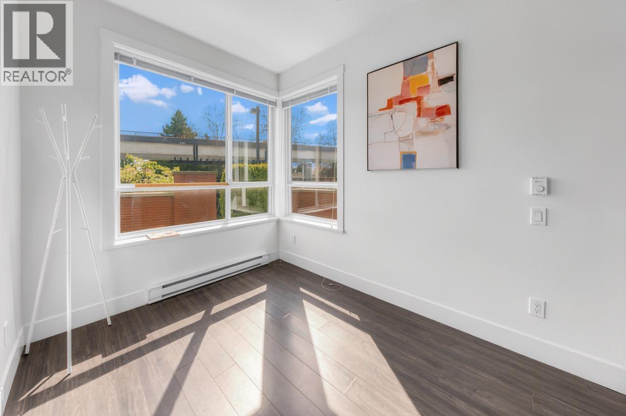 18 6868 Burlington Avenue, Burnaby, British Columbia  V5J 0G1 - Photo 3 - R3113385