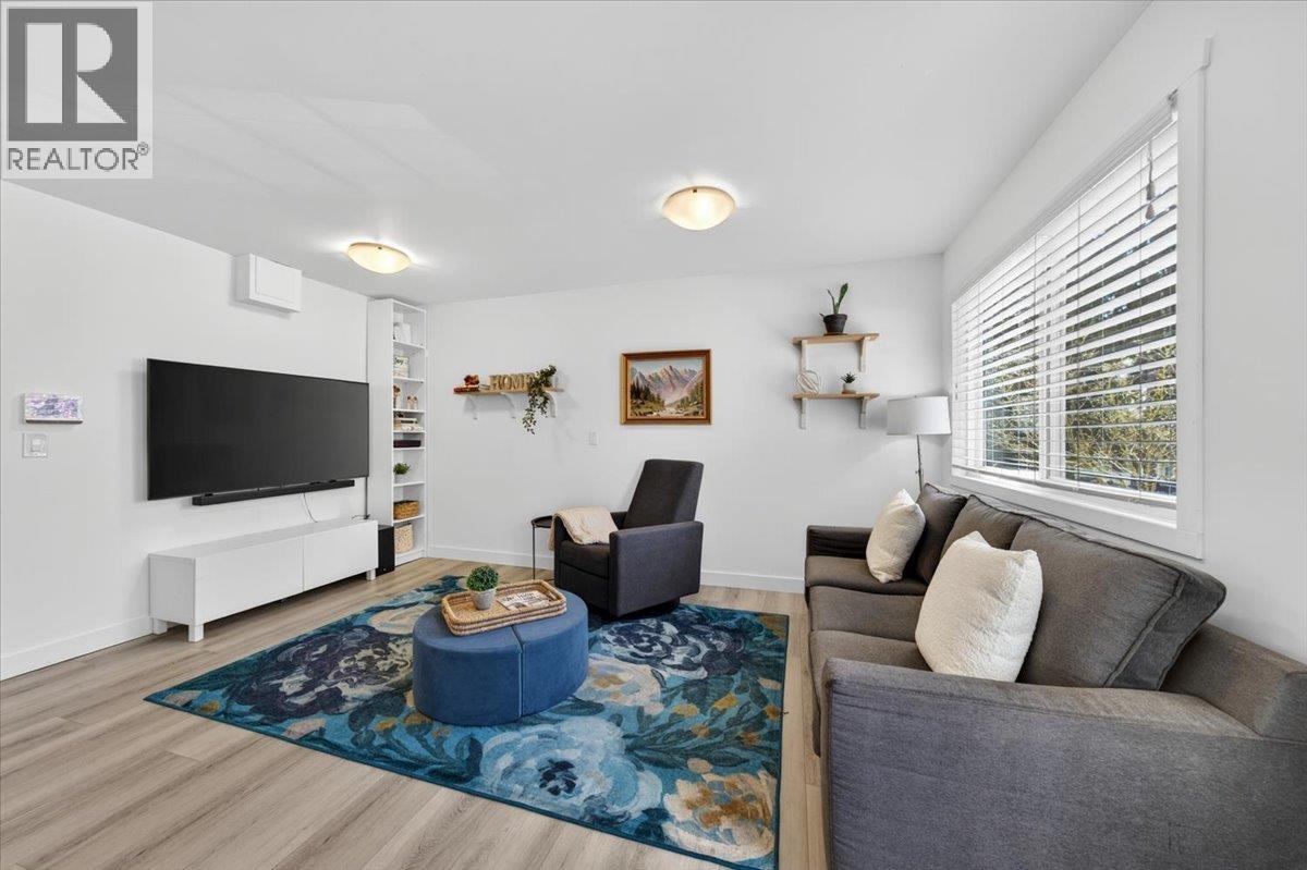 3348 Ganymede Drive, Burnaby, British Columbia  V3J 1A4 - Photo 11 - R3113393