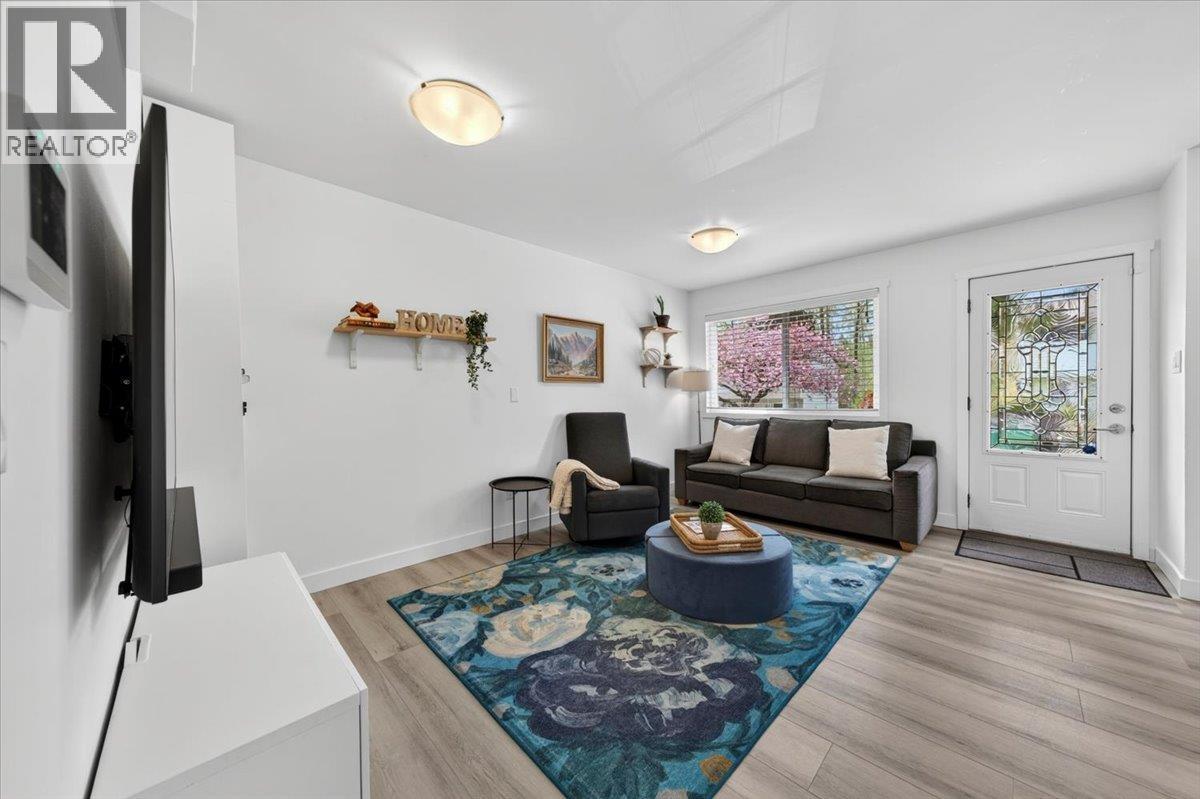 3348 Ganymede Drive, Burnaby, British Columbia  V3J 1A4 - Photo 16 - R3113393