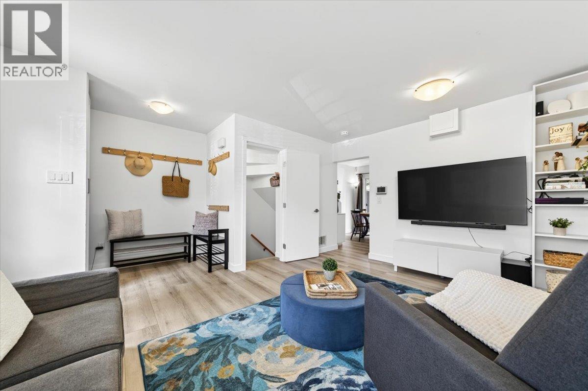 3348 Ganymede Drive, Burnaby, British Columbia  V3J 1A4 - Photo 17 - R3113393