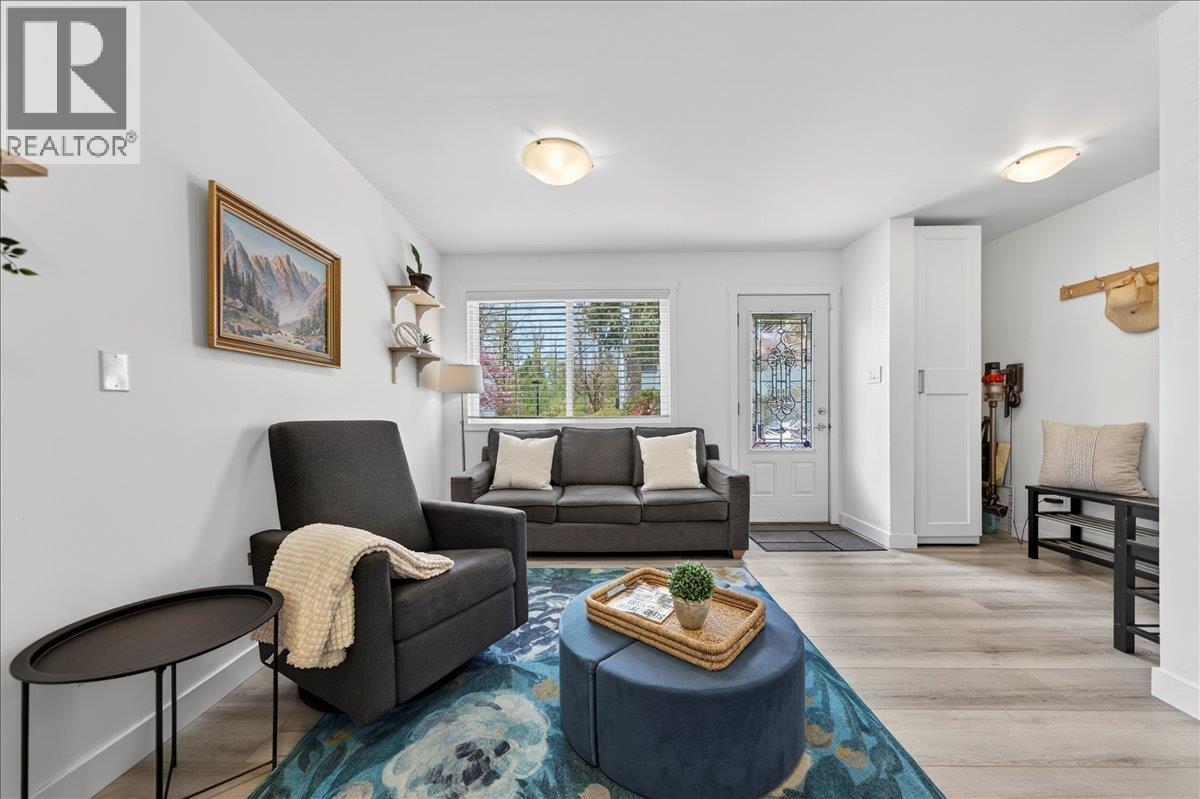 3348 Ganymede Drive, Burnaby, British Columbia  V3J 1A4 - Photo 18 - R3113393