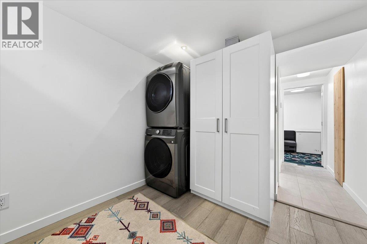 3348 Ganymede Drive, Burnaby, British Columbia  V3J 1A4 - Photo 28 - R3113393