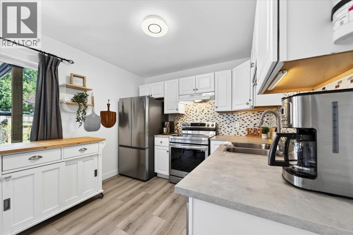 3348 Ganymede Drive, Burnaby, British Columbia  V3J 1A4 - Photo 3 - R3113393