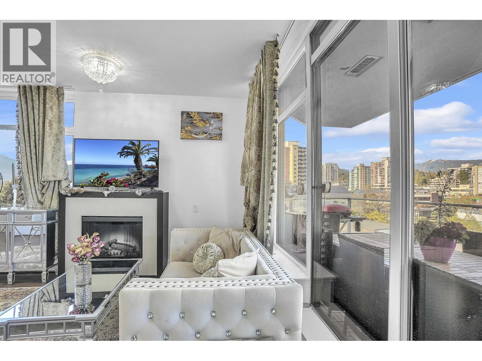 802 158 W 13th Street, North Vancouver, British Columbia  V7M 0A7 - Photo 10 - R3113417