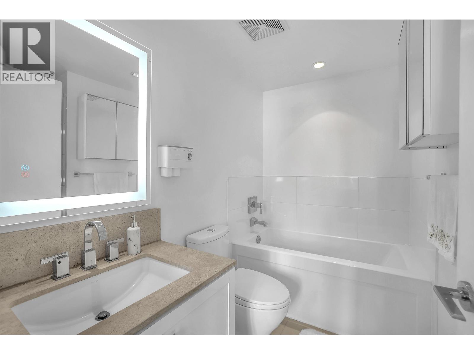 802 158 W 13th Street, North Vancouver, British Columbia  V7M 0A7 - Photo 24 - R3113417