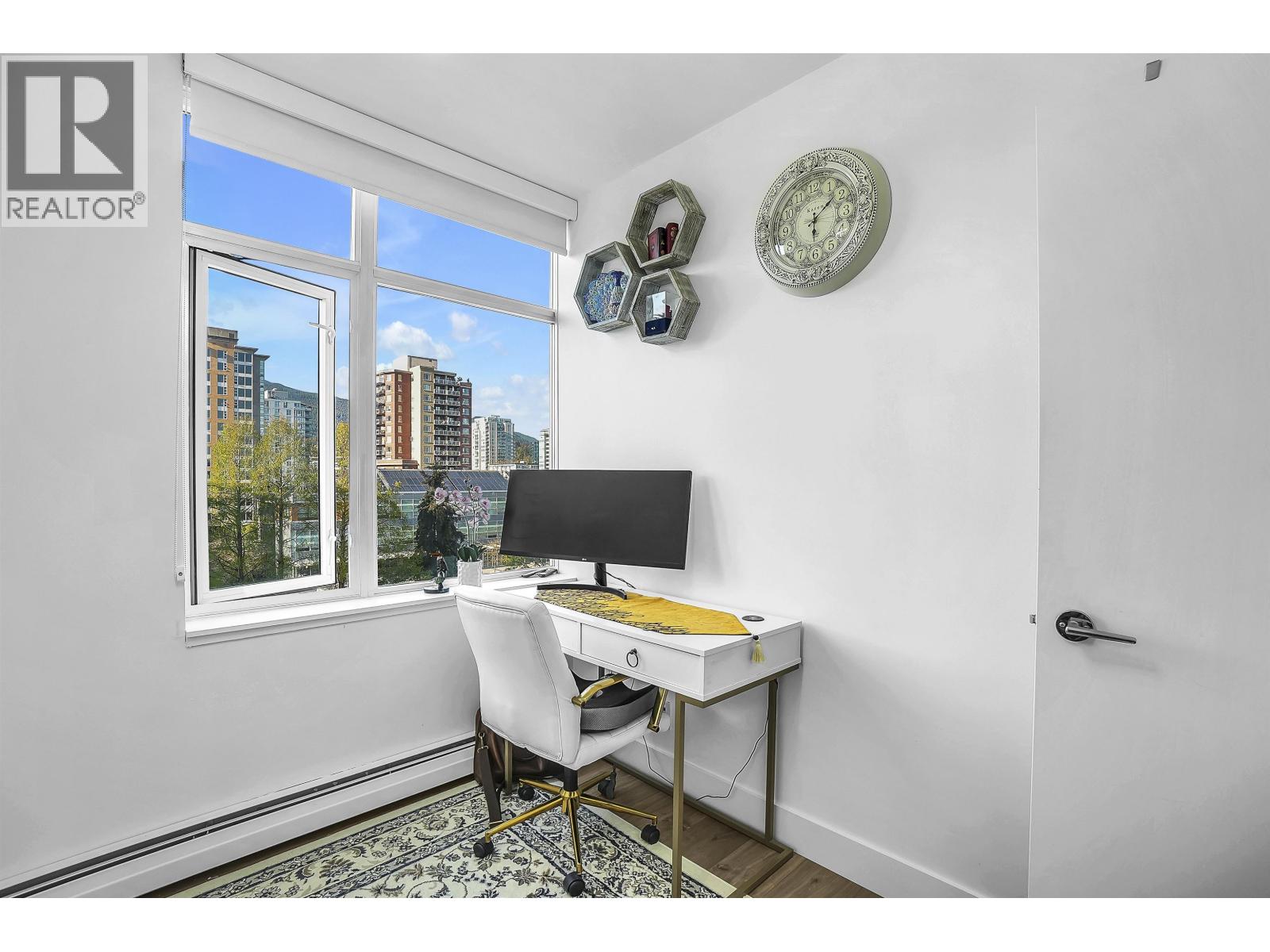 802 158 W 13th Street, North Vancouver, British Columbia  V7M 0A7 - Photo 31 - R3113417