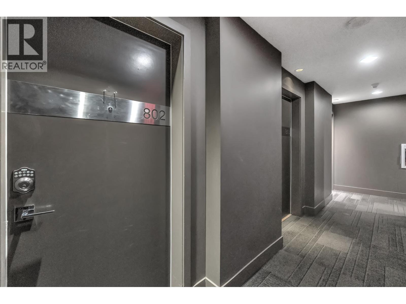 802 158 W 13th Street, North Vancouver, British Columbia  V7M 0A7 - Photo 6 - R3113417