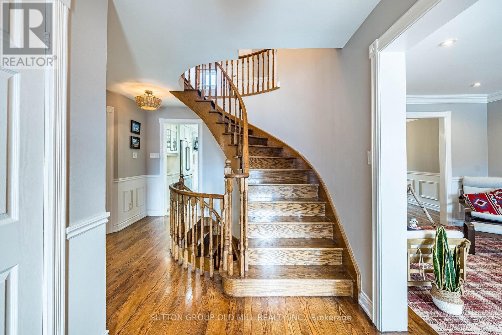 501 Sundown Crescent, Pickering, Ontario  L1V 6A7 - Photo 4 - E12875898