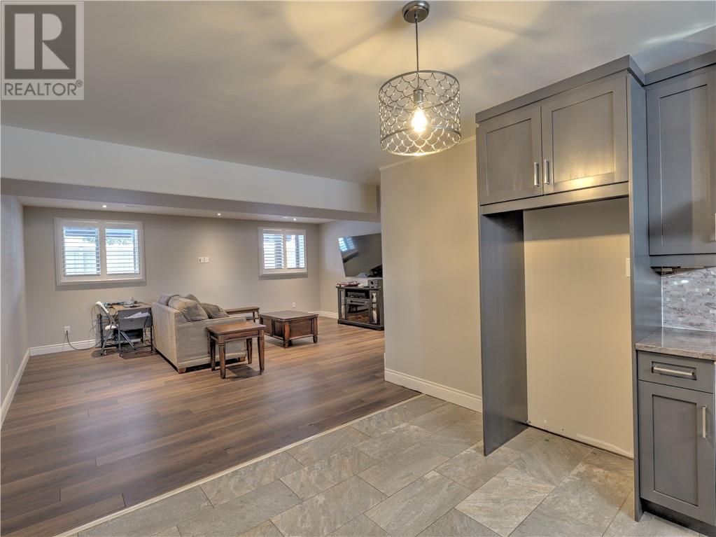 1093 Cloverdale Court, Blezard Valley, Ontario  P0M 1E0 - Photo 39 - 2126905