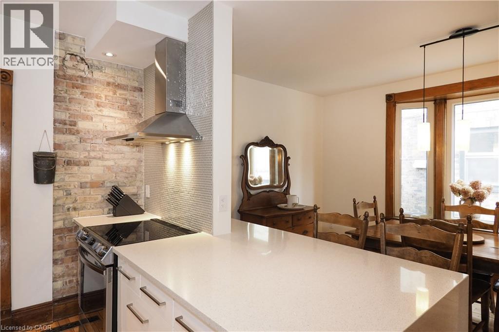 18 Theresa Street, Kitchener, Ontario  N2G 1M1 - Photo 23 - 40819557