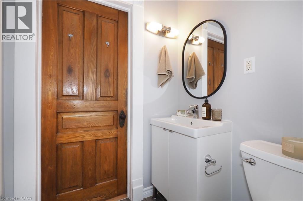 18 Theresa Street, Kitchener, Ontario  N2G 1M1 - Photo 37 - 40819557