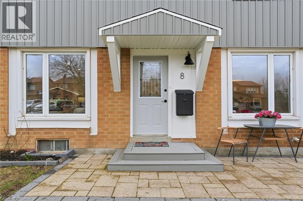 8 Chudleigh Street, Waterdown, Ontario  L9H 7E4 - Photo 3 - 40822531