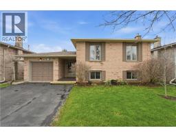 32 HOBART Crescent, Brantford, Ontario