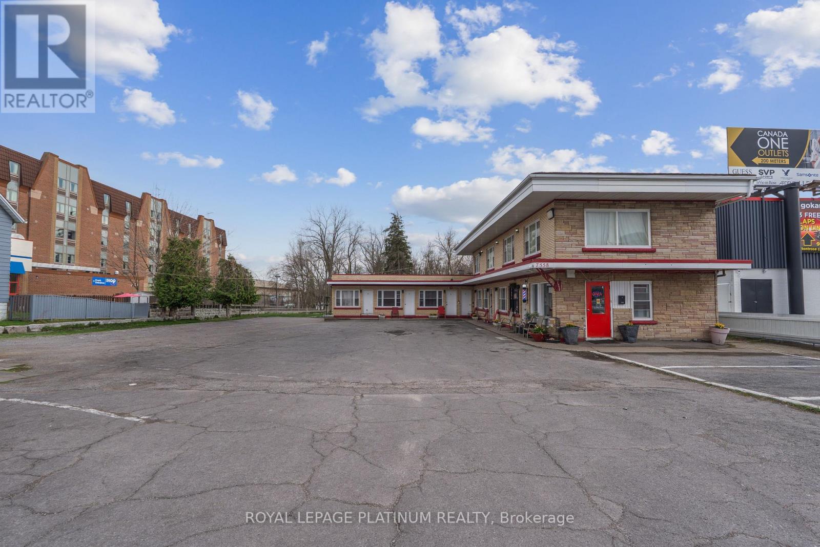 Unknown Address, ,    - Photo 39 - X13001716