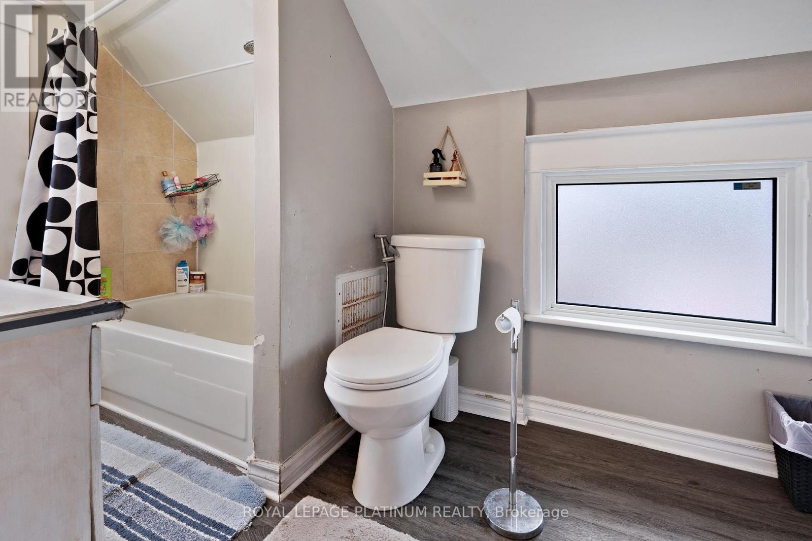 Unknown Address, ,    - Photo 24 - X13001716