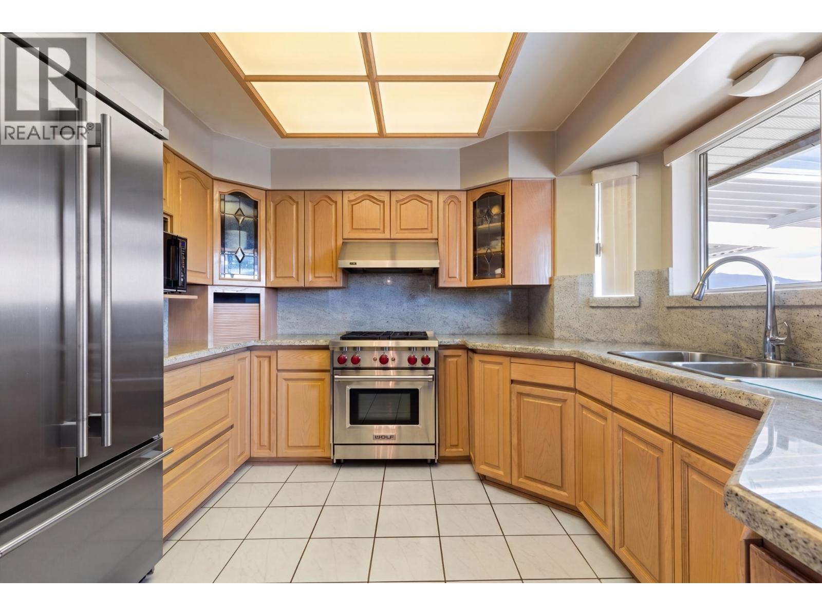 547 Tempe Crescent, North Vancouver, British Columbia  V7N 1E7 - Photo 4 - R3113414