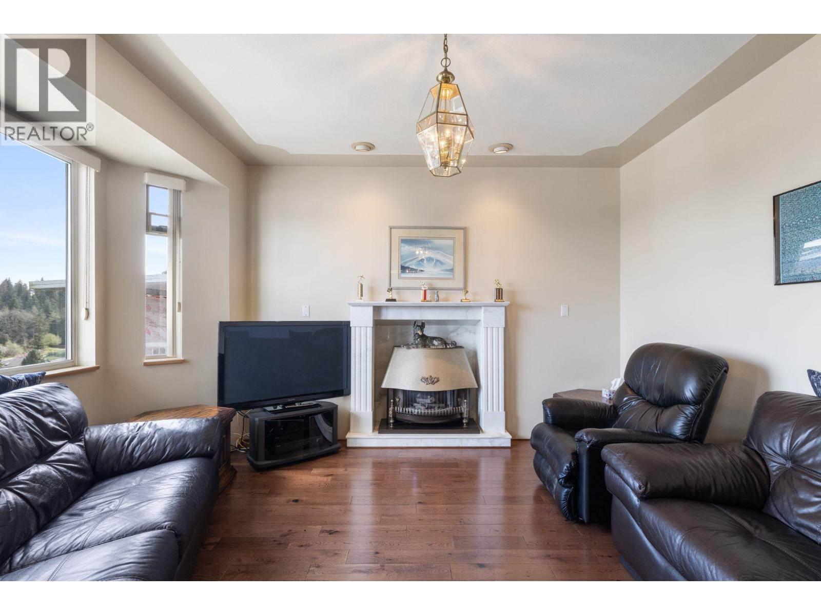 547 Tempe Crescent, North Vancouver, British Columbia  V7N 1E7 - Photo 7 - R3113414