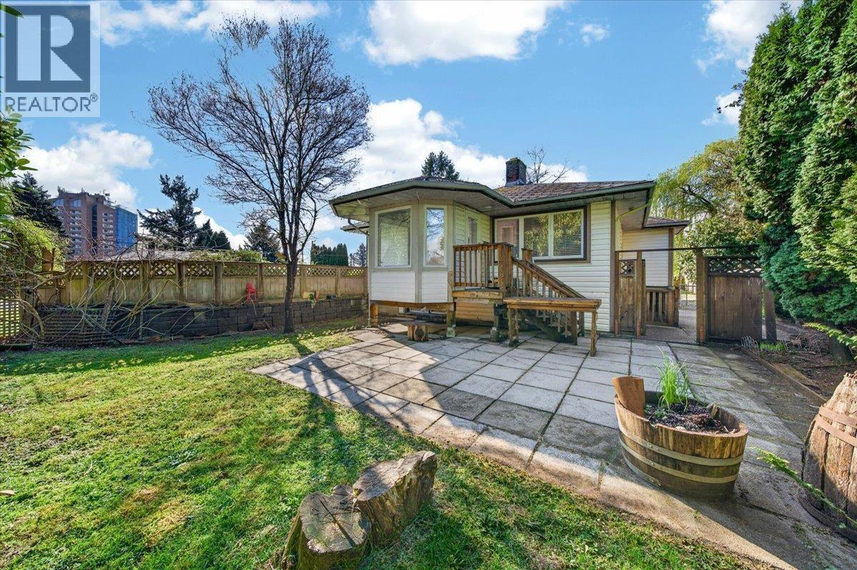 11851 221 Street, Maple Ridge, British Columbia  V2X 5S4 - Photo 38 - R3113422