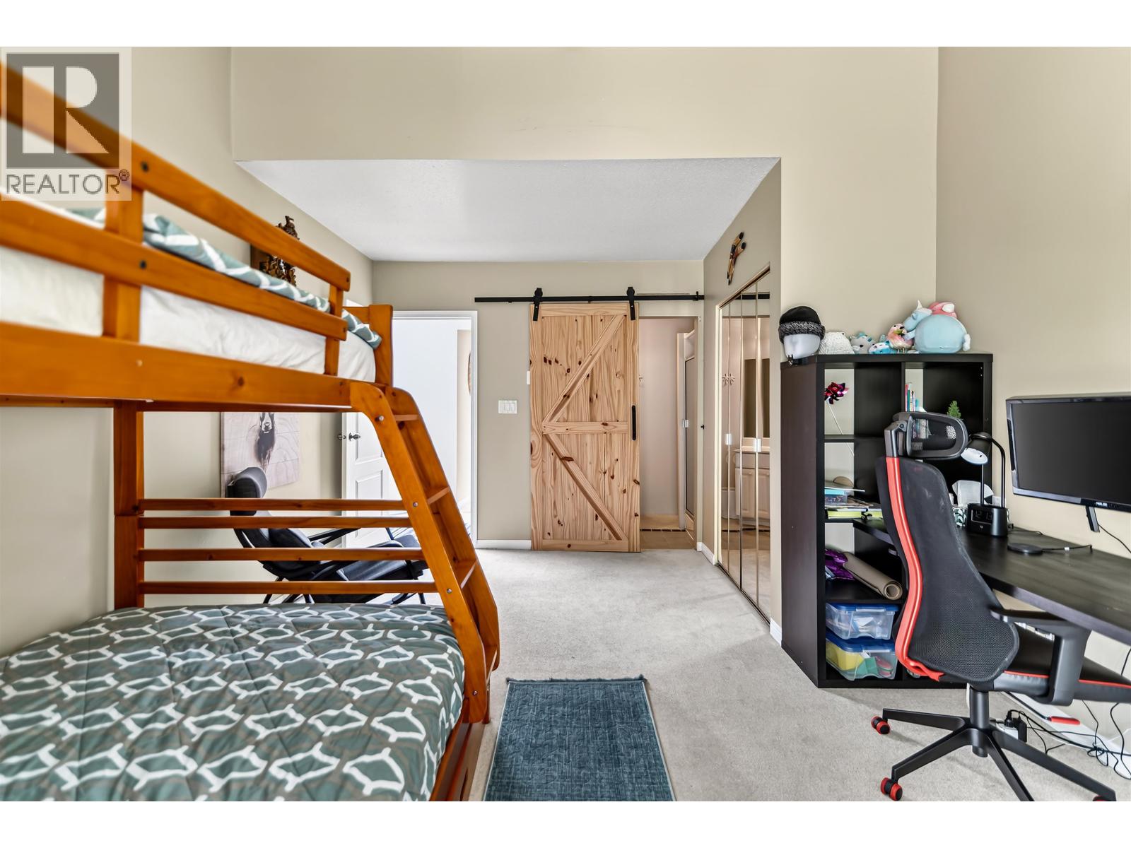 1849 North Road, Gibsons, British Columbia  V0N 1V1 - Photo 14 - R3113426