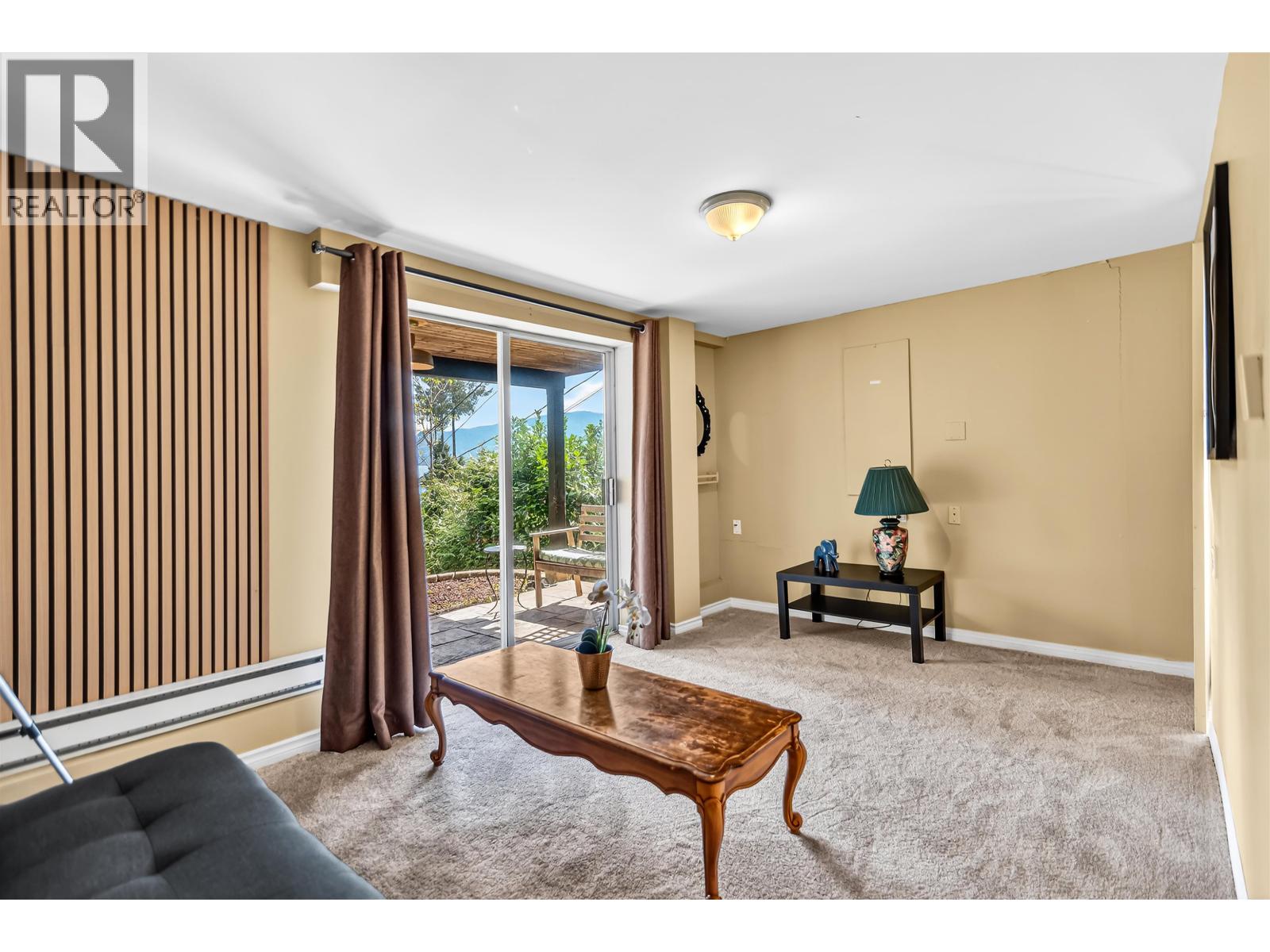 1849 North Road, Gibsons, British Columbia  V0N 1V1 - Photo 21 - R3113426