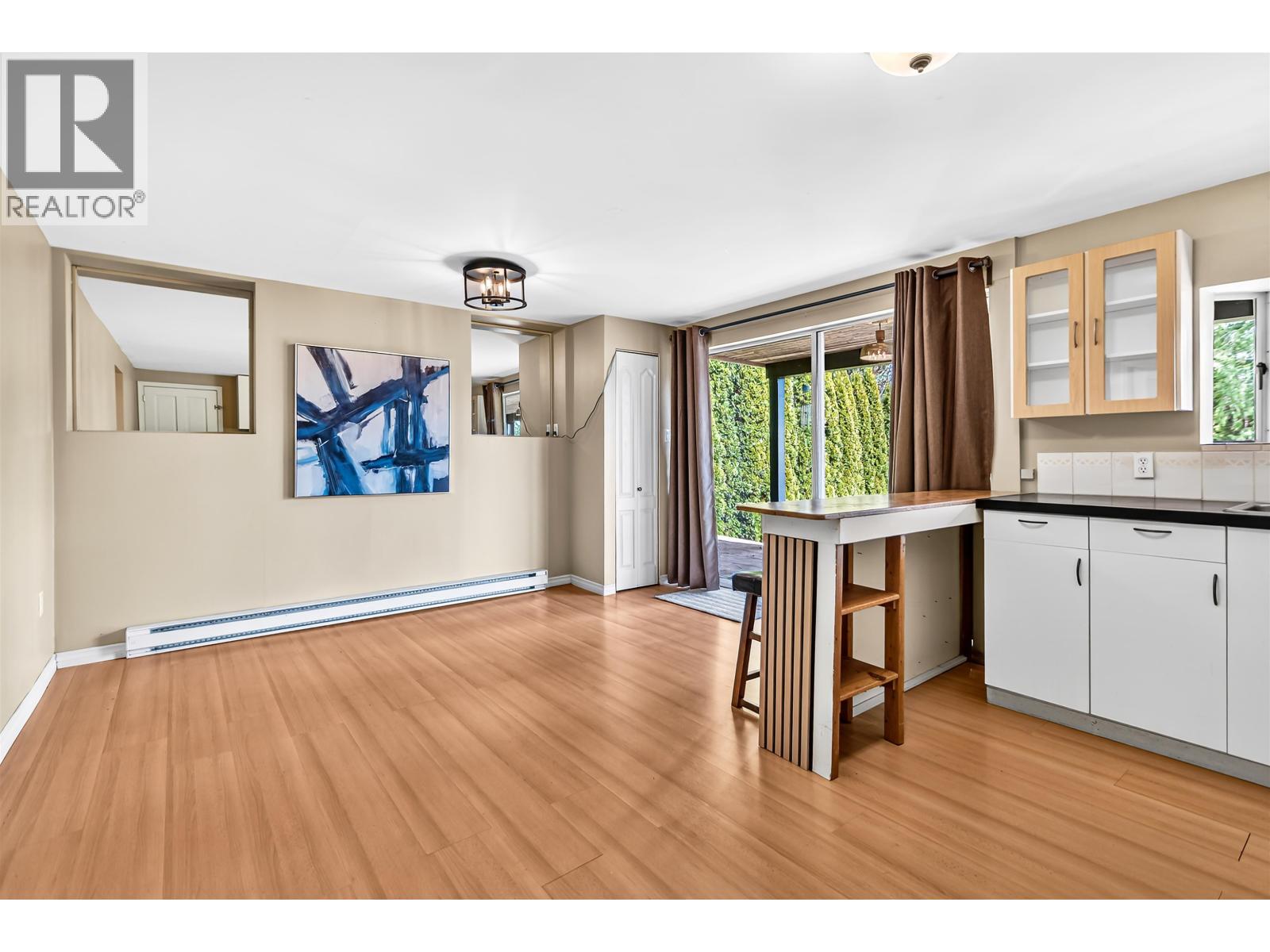 1849 North Road, Gibsons, British Columbia  V0N 1V1 - Photo 23 - R3113426