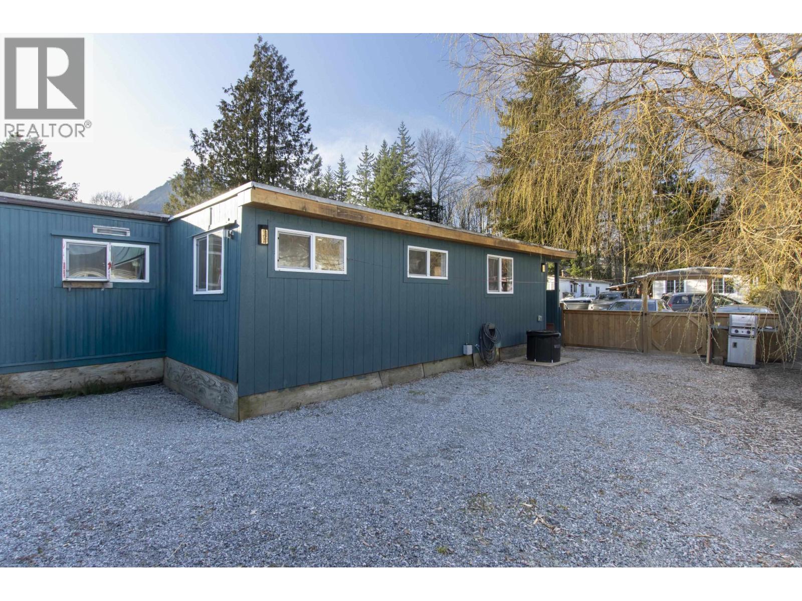 24 40157 Government Road, Squamish, British Columbia  V8B 0N7 - Photo 13 - R3113429