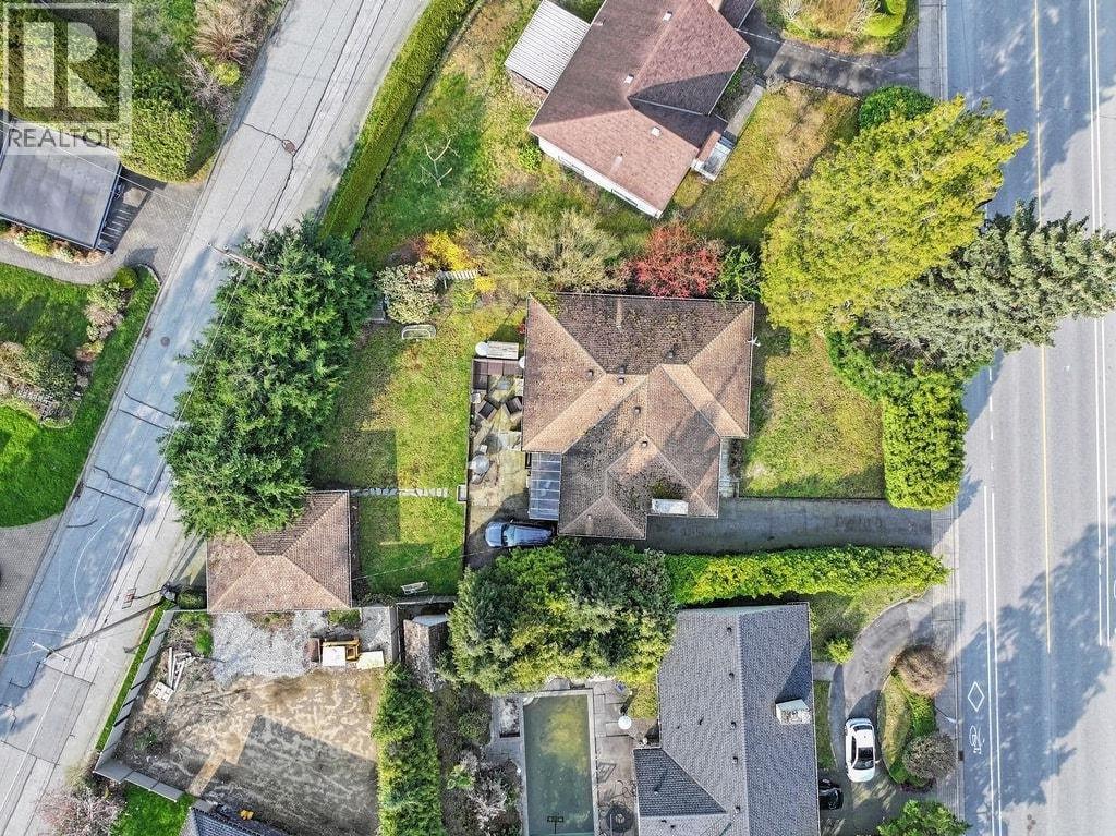 3955 Highland Boulevard, North Vancouver, British Columbia  V7R 2Y7 - Photo 4 - R3113458