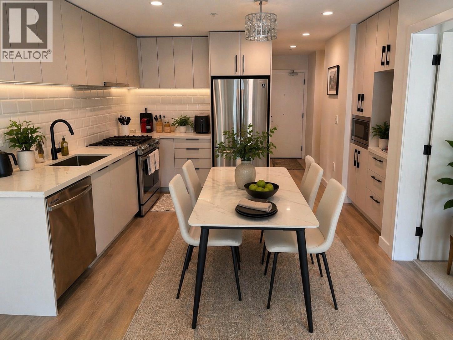 310 3018 ST GEORGE STREET, Port Moody, British Columbia