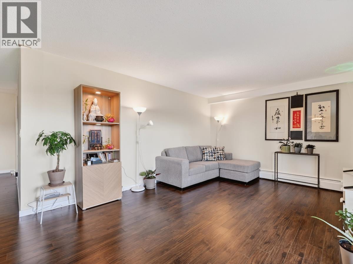 211 6340 Buswell Street, Richmond, British Columbia  V6Y 2E9 - Photo 10 - R3112781