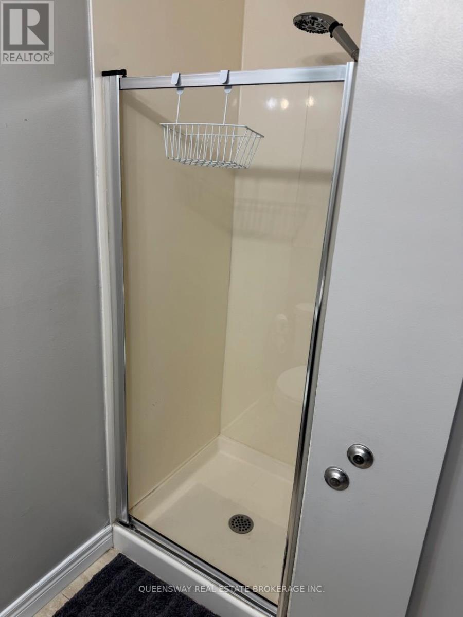 702 - 55 Bloor Street E, Toronto, Ontario  M4W 3W6 - Photo 4 - C13021506