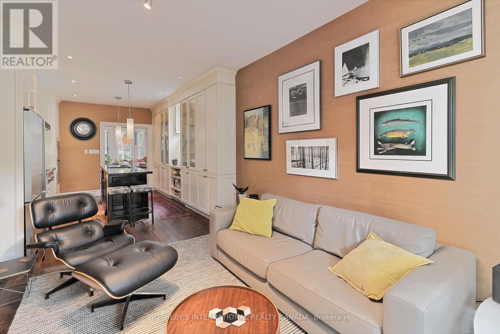 422 Sackville Street, Toronto, Ontario  M4X 1S9 - Photo 15 - C13021512