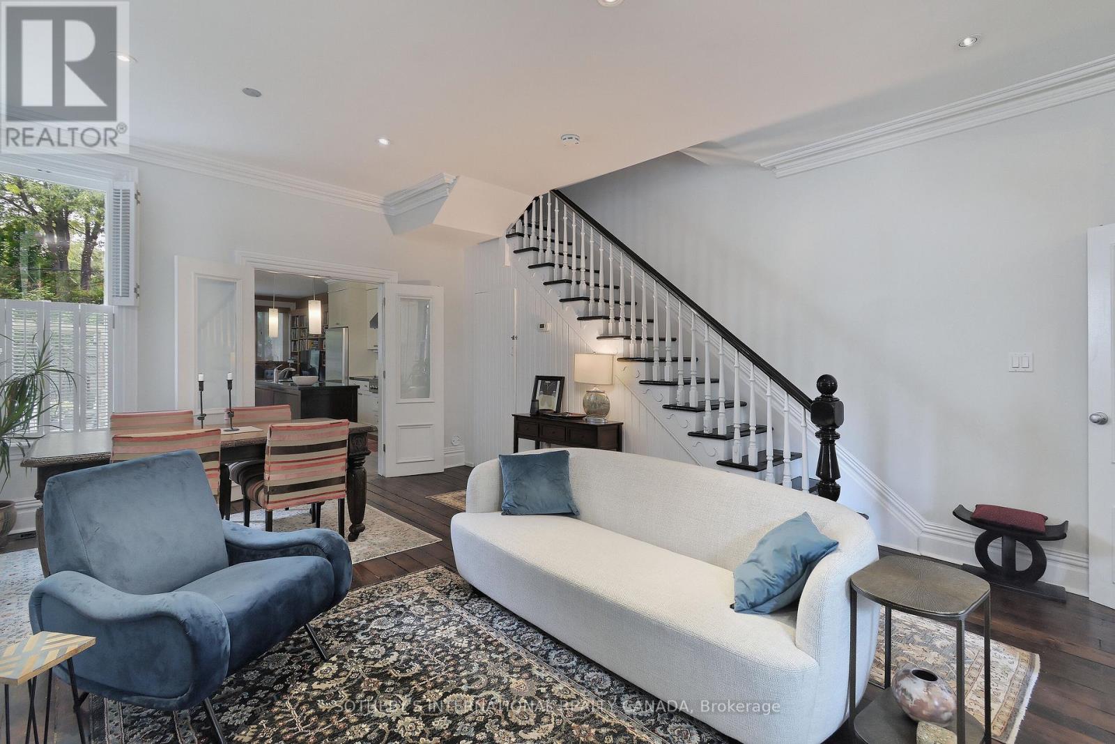 422 Sackville Street, Toronto, Ontario  M4X 1S9 - Photo 8 - C13021512