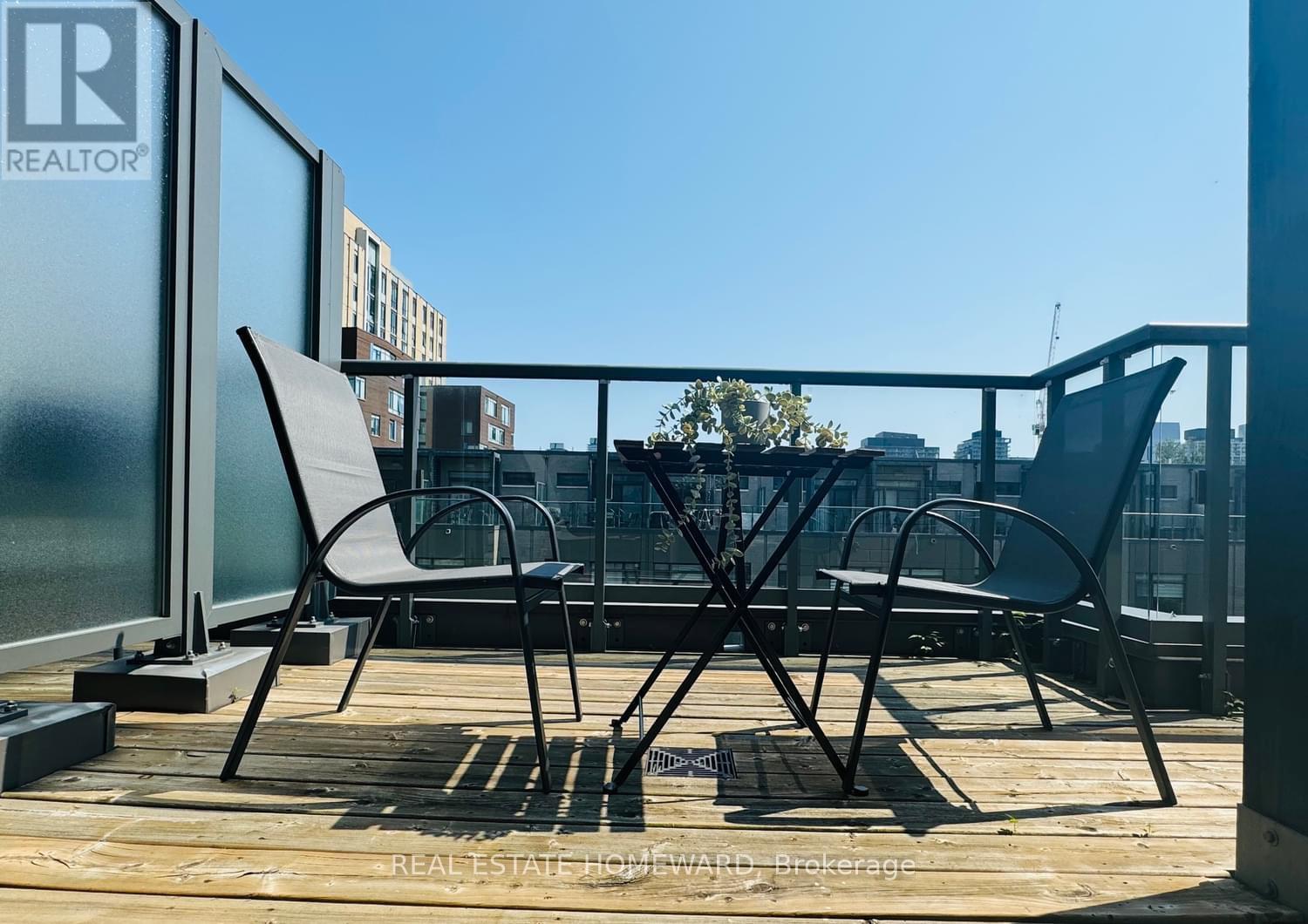 17 St. Bartholomew Street, Toronto (Regent Park), Ontario  M5A 0A3 - Photo 15 - C13021518