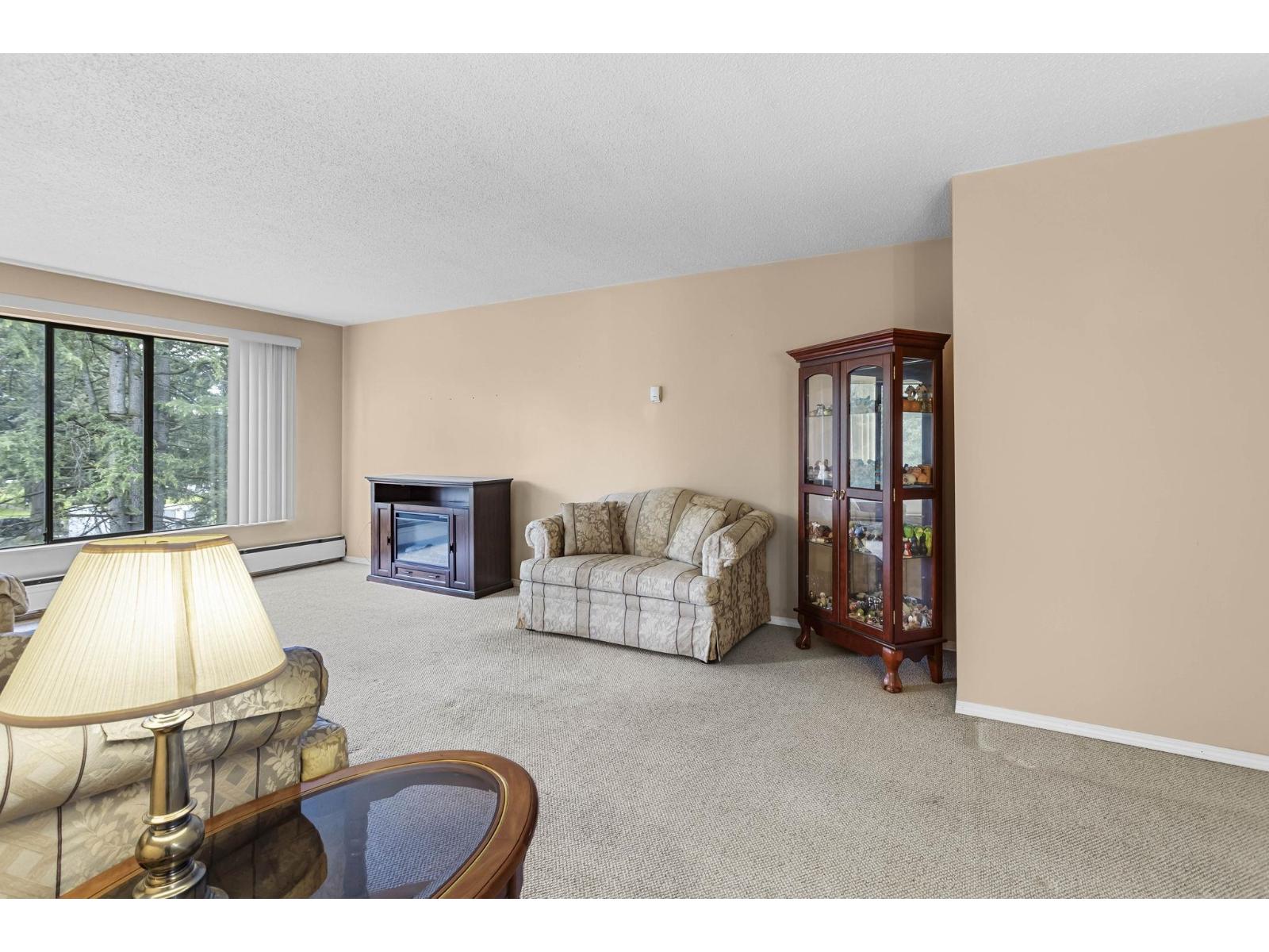 311 32175 Old Yale Road, Abbotsford, British Columbia  V2T 2C8 - Photo 4 - R3113517