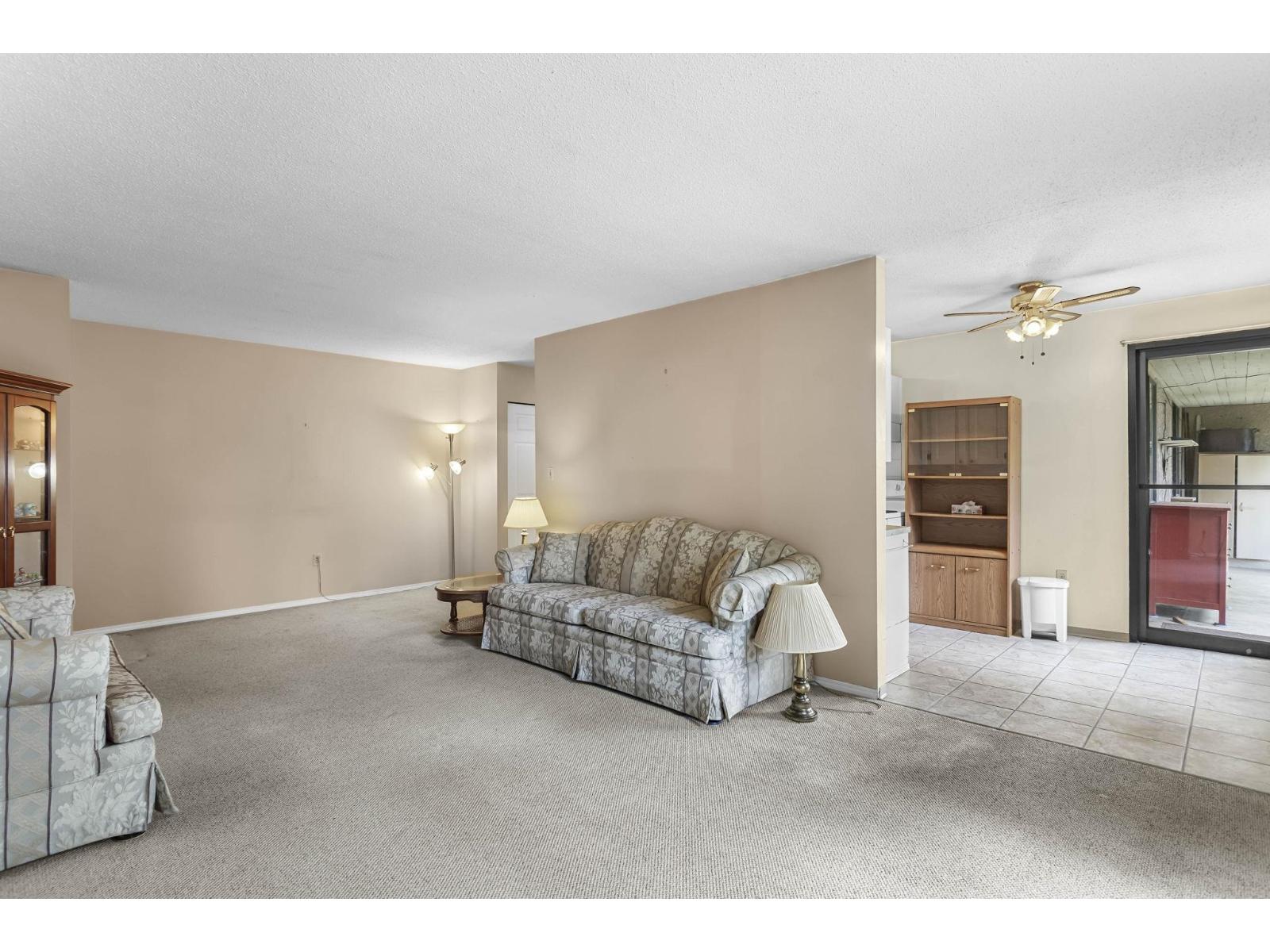 311 32175 Old Yale Road, Abbotsford, British Columbia  V2T 2C8 - Photo 7 - R3113517