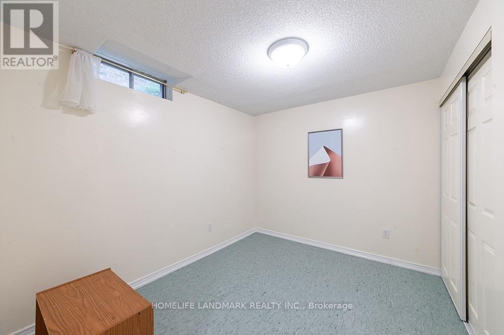 3 Myrna Lane, Toronto, Ontario  M1V 3N6 - Photo 4 - E13021510