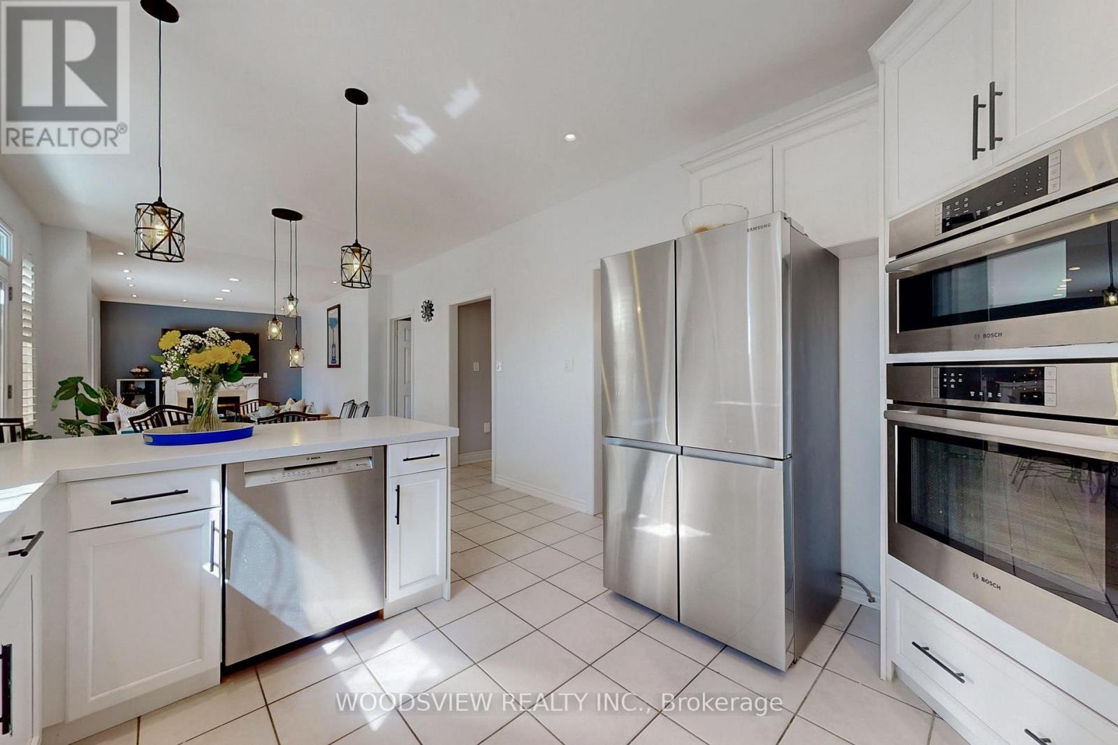 899 Voyager Avenue, Pickering, Ontario  L1V 7G2 - Photo 6 - E13021544